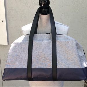 Everlane weekender duffel